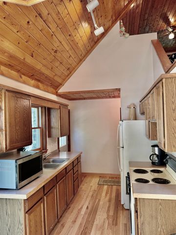 16121 130th Avenue, Rose Lake Twp, MI 49655