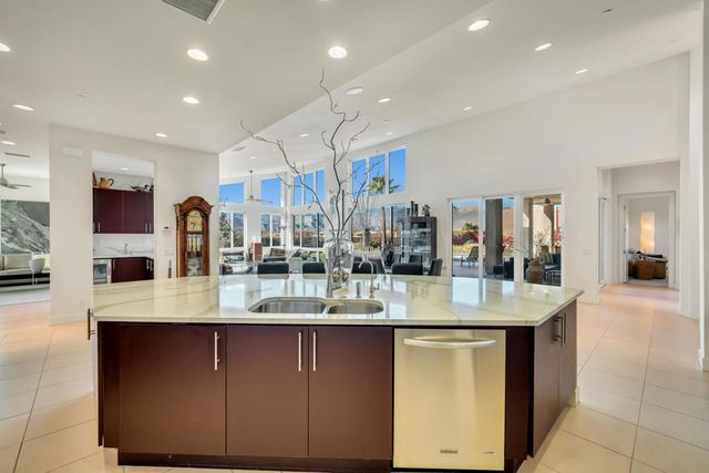13 Via Montagna, Rancho Mirage, CA 92270