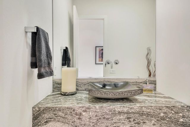 13 Via Montagna, Rancho Mirage, CA 92270