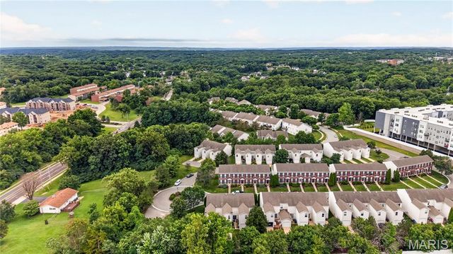 409 Parkview Place Drive, Ellisville, MO 63021