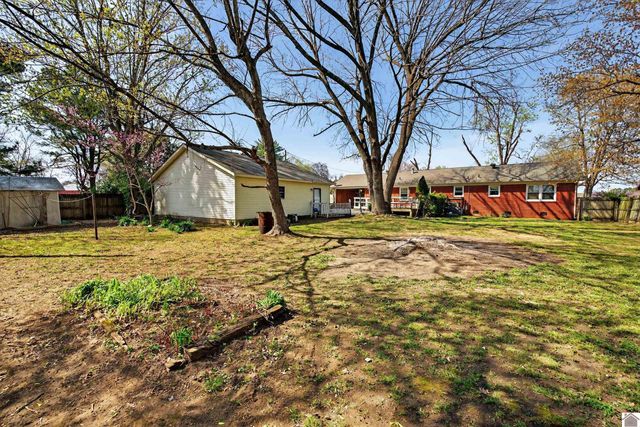 126 Grogan Circle, Paducah, KY 42003