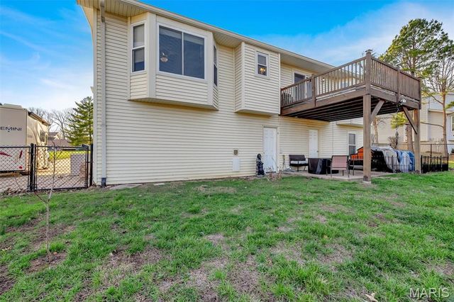 5051 Lancelot Lane, High Ridge, MO 63049