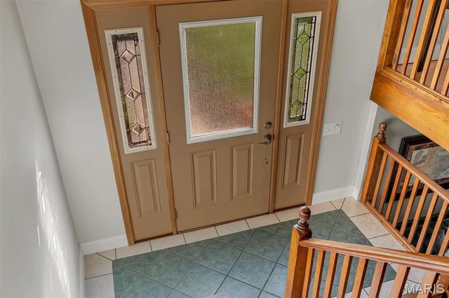 5051 Lancelot Lane, High Ridge, MO 63049