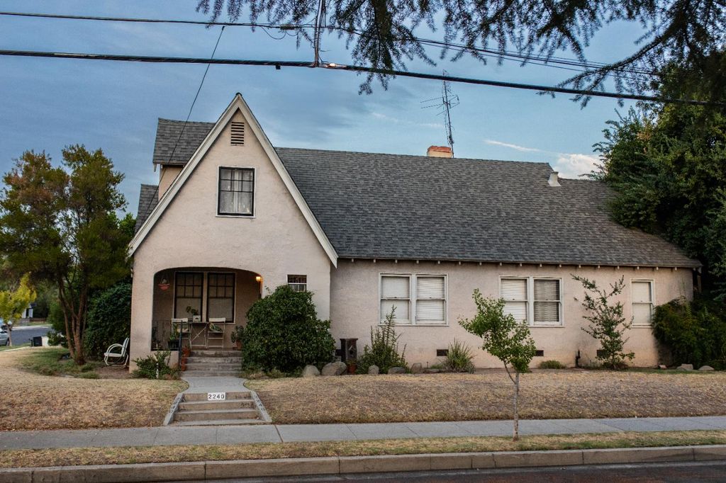 Image 3 of property listing at 2240 N Van Ness Boulevard, Fresno, CA 93704