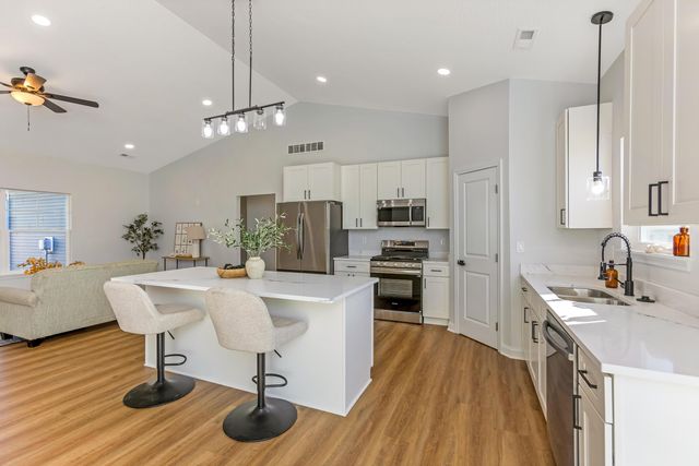 13061 Dogwood Road NE, Thornville, OH 43076