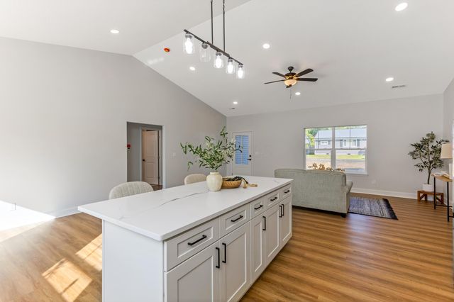 13061 Dogwood Road NE, Thornville, OH 43076