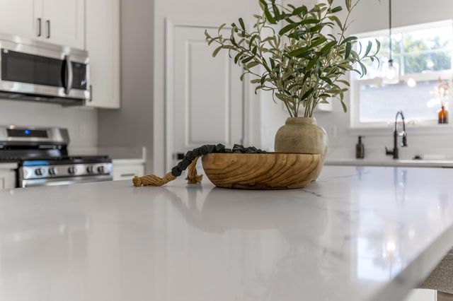 13061 Dogwood Road NE, Thornville, OH 43076