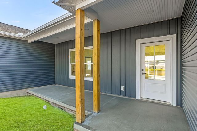 13061 Dogwood Road NE, Thornville, OH 43076