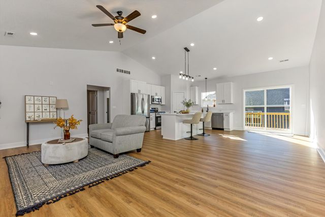 13061 Dogwood Road NE, Thornville, OH 43076