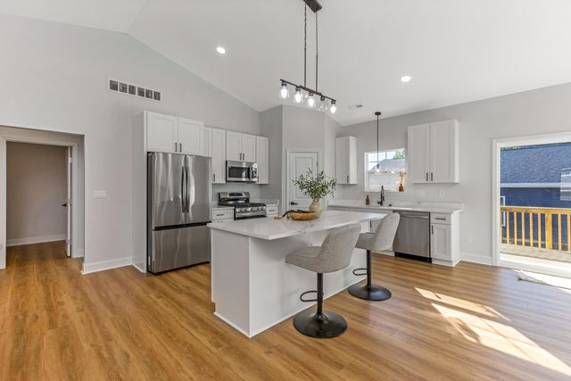 13061 Dogwood Road NE, Thornville, OH 43076