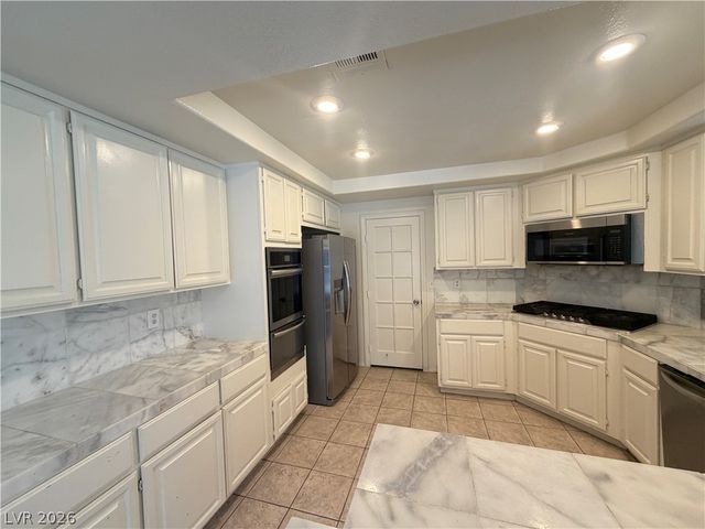 8245 Ocean Terrace Way, Las Vegas, NV 89128