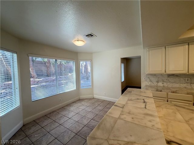 8245 Ocean Terrace Way, Las Vegas, NV 89128