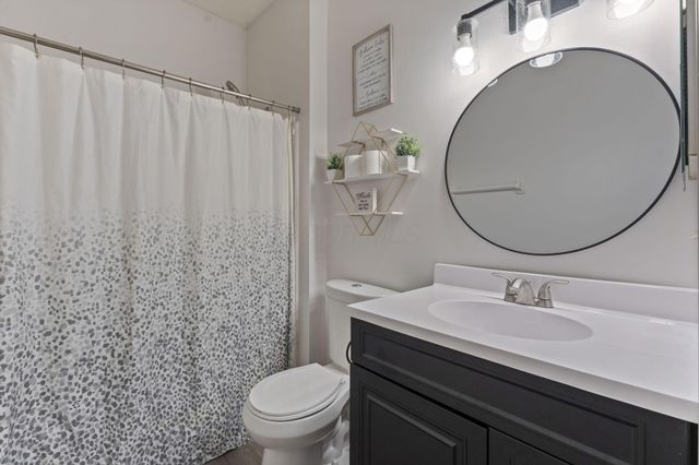 6170 Harbour Pointe, 101, Columbus, OH 43231