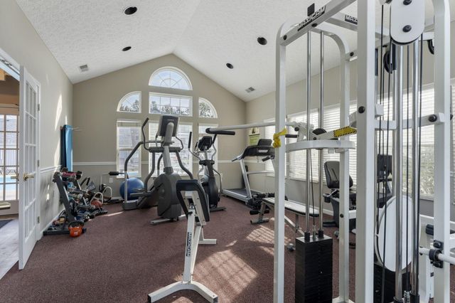 6170 Harbour Pointe, 101, Columbus, OH 43231