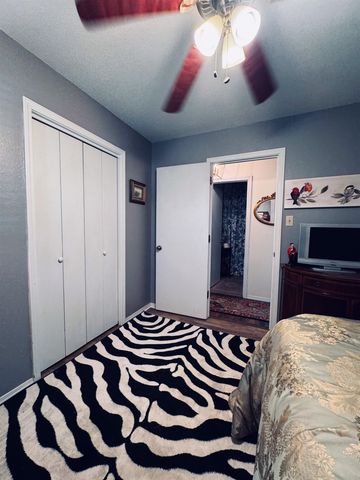 46 Matecumbe Drive, Cherokee Village, AR 72529