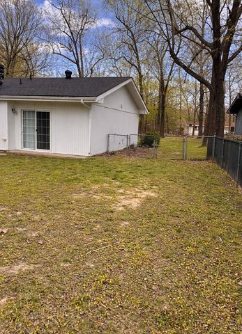 46 Matecumbe Drive, Cherokee Village, AR 72529