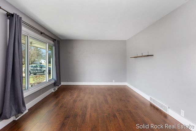 5817 Country View Drive 5815, Allendale Twp, MI 49401