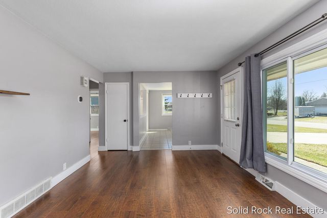 5817 Country View Drive 5815, Allendale Twp, MI 49401