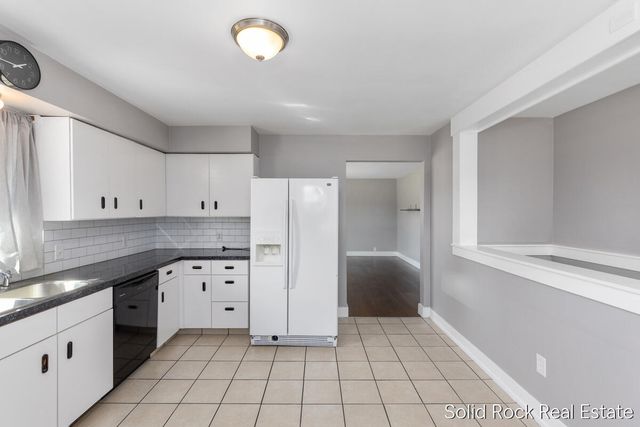 5817 Country View Drive 5815, Allendale Twp, MI 49401