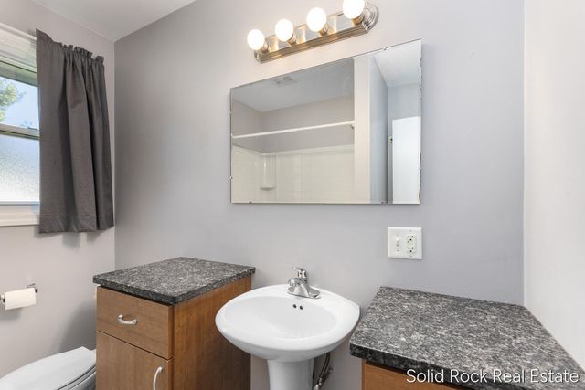 5817 Country View Drive 5815, Allendale Twp, MI 49401