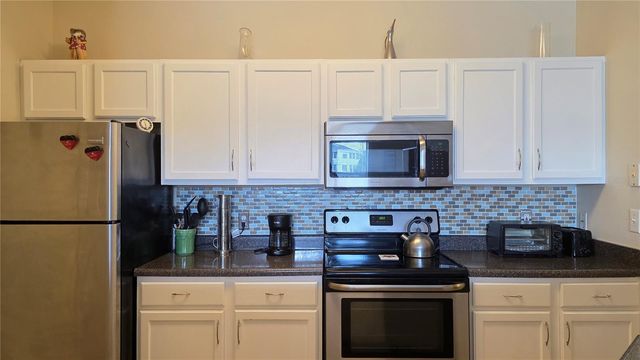 4802 51ST STREET W 1921, Bradenton, FL 34210