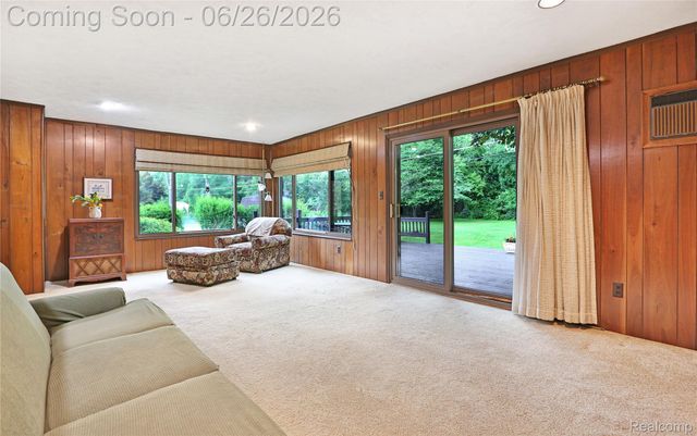 14628 Yale Street, Livonia, MI 48154