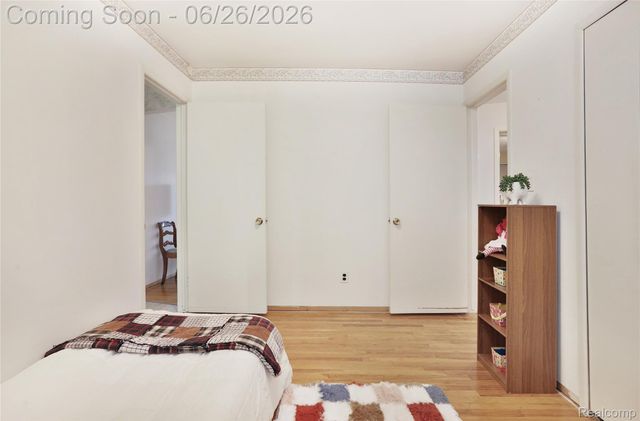 14628 Yale Street, Livonia, MI 48154