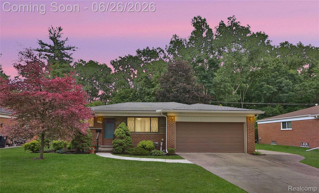 14628 Yale Street, Livonia, MI 48154