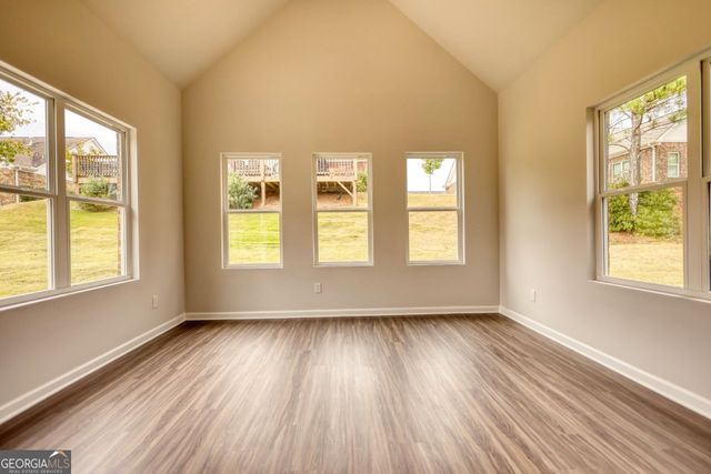 821 Crossroads Court, Social Circle, GA 30025