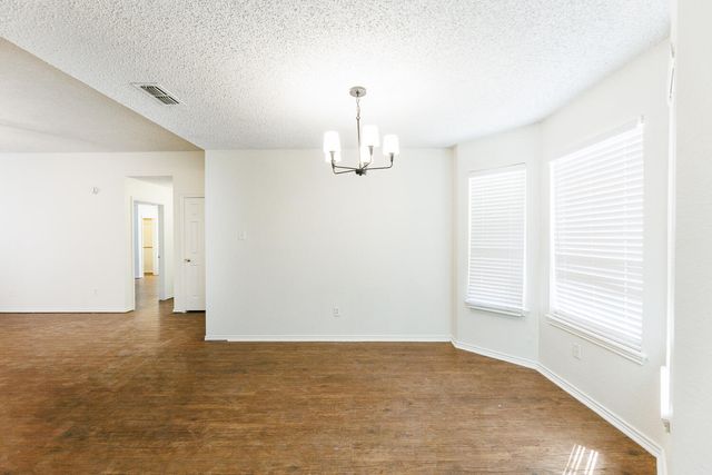 6412 32nd Street, Lubbock, TX 79407