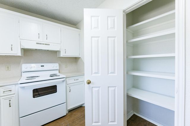 6412 32nd Street, Lubbock, TX 79407