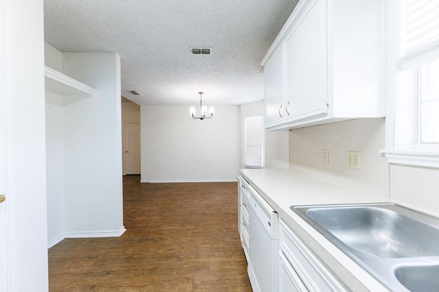 6412 32nd Street, Lubbock, TX 79407