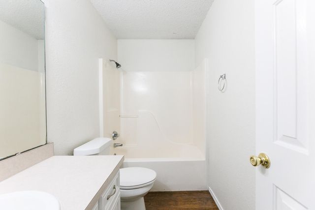 6412 32nd Street, Lubbock, TX 79407