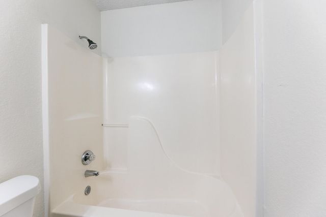 6412 32nd Street, Lubbock, TX 79407
