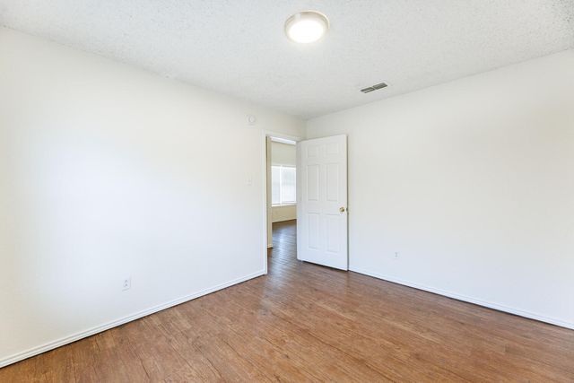 6412 32nd Street, Lubbock, TX 79407