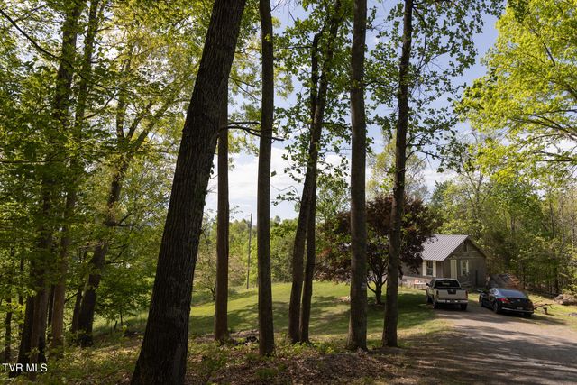 133 Bob Wright Road, Elizabethton, TN 37643