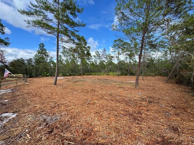 KENTUCKY STREET, Paisley, FL 32767