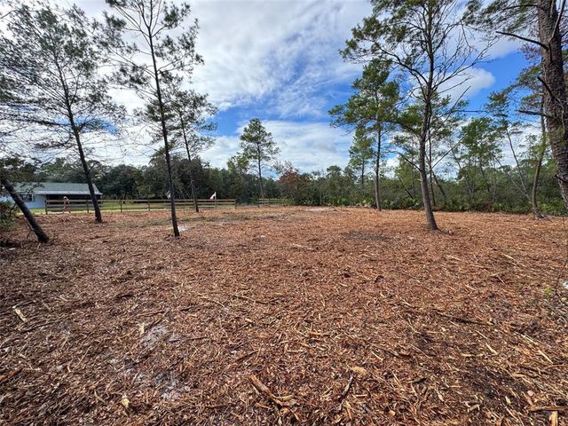 KENTUCKY STREET, Paisley, FL 32767