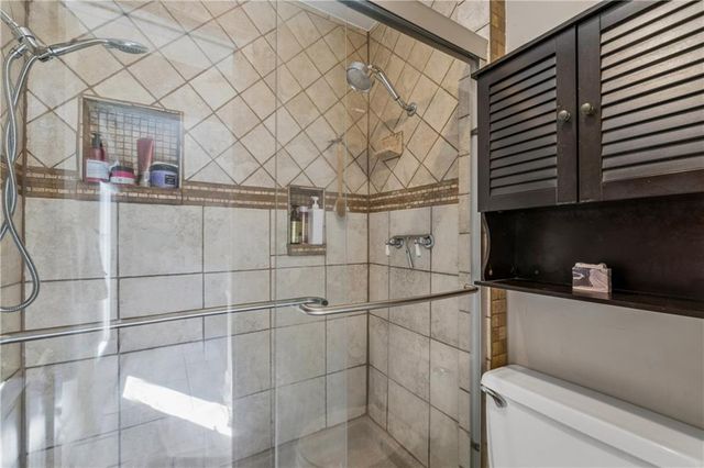 3711 NE Beechwood Drive, Lee's Summit, MO 64064