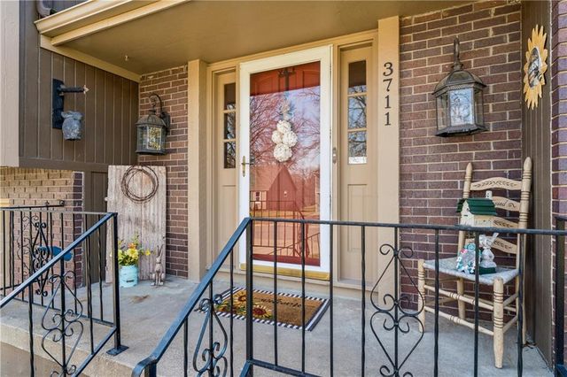 3711 NE Beechwood Drive, Lee's Summit, MO 64064