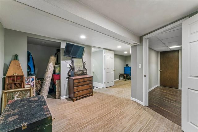 3711 NE Beechwood Drive, Lee's Summit, MO 64064