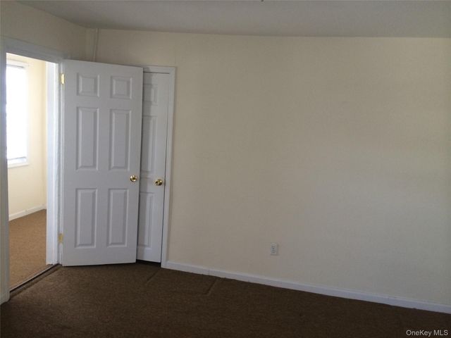 143-22 94th Avenue 2, Briarwood, NY 11435