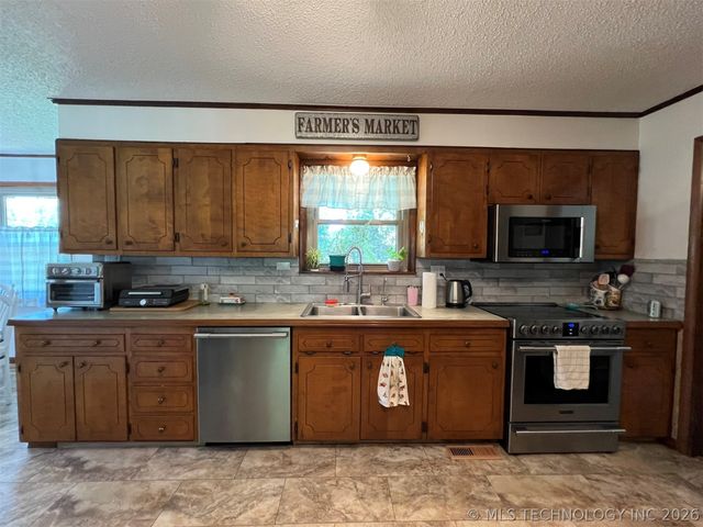 5105 W Rule Drive, Terlton, OK 74081