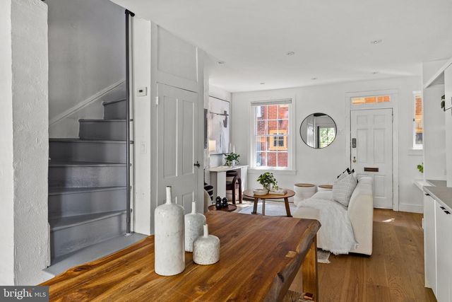 320 S ISEMINGER ST, Philadelphia, PA 19107