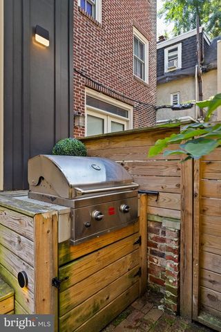 320 S ISEMINGER ST, Philadelphia, PA 19107