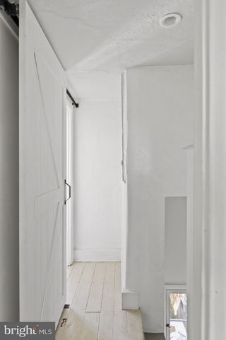 320 S ISEMINGER ST, Philadelphia, PA 19107