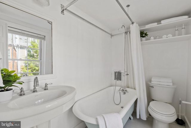 320 S ISEMINGER ST, Philadelphia, PA 19107