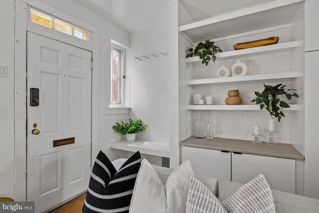 320 S ISEMINGER ST, Philadelphia, PA 19107