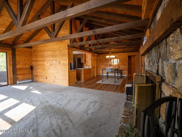 838 S Shore Road, Edinburg, NY 12134