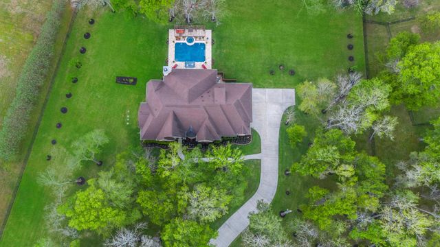 8522 Thornberry Hollow Court, Missouri City, TX 77459